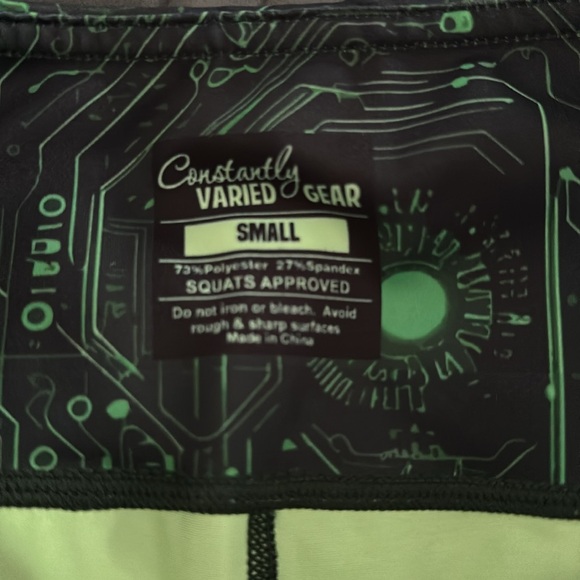 NWOT full length CVG leggings - Picture 2 of 3